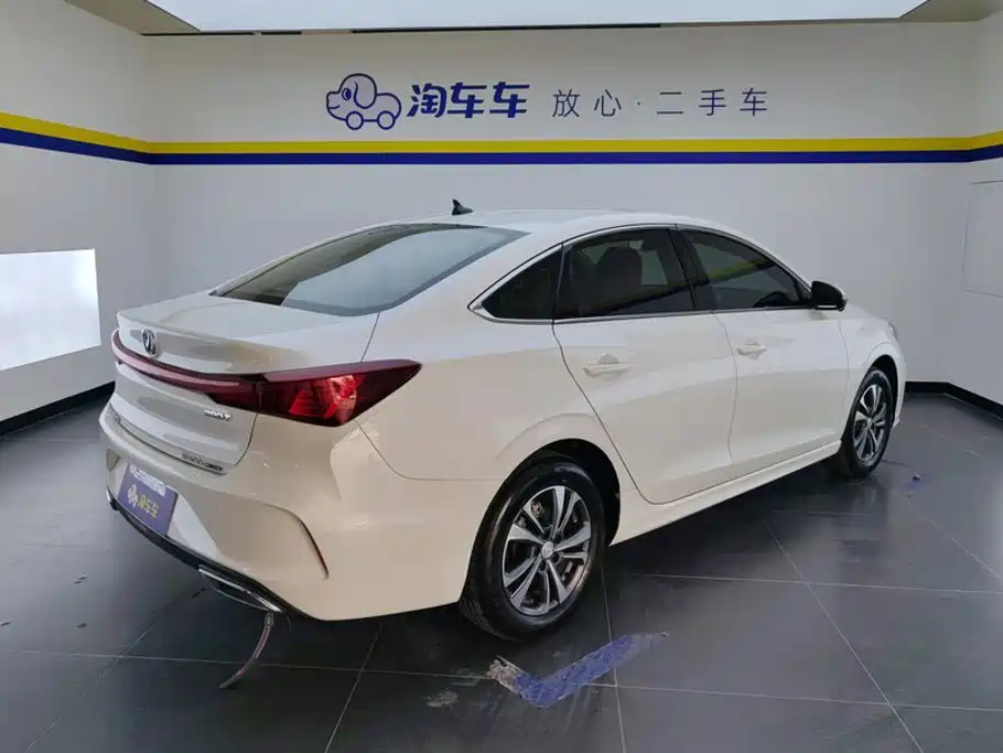 Changan Eado — миниатюра 3