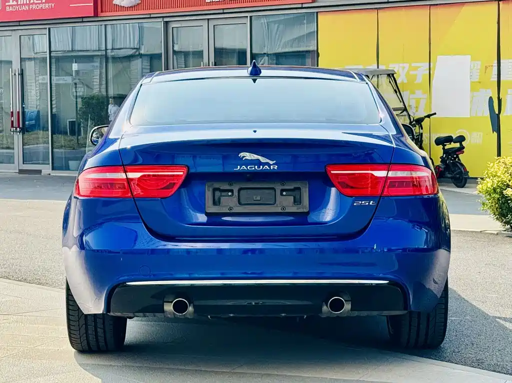 Jaguar XEL — миниатюра 3