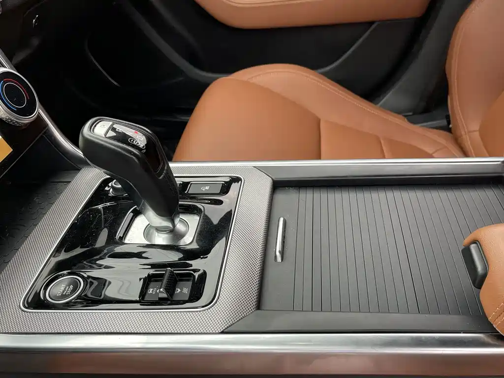 Jaguar XEL — миниатюра 9
