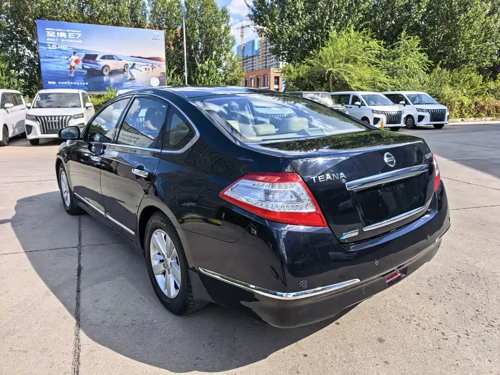 Nissan Teana — миниатюра 7