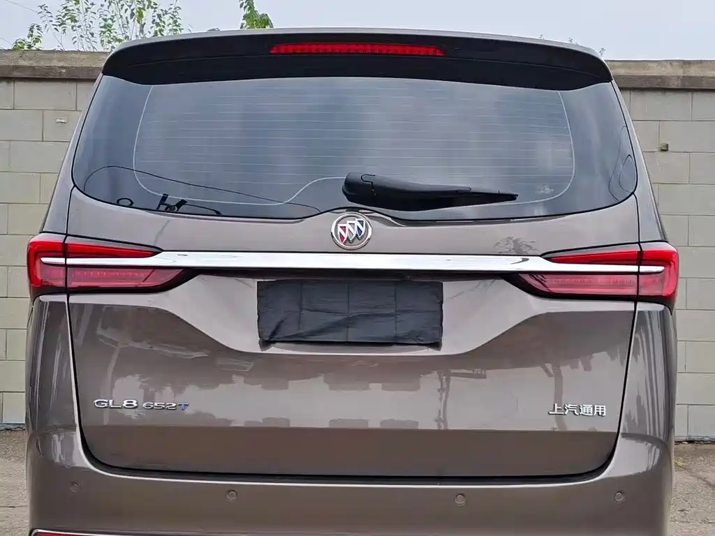 Buick GL8 — миниатюра 9
