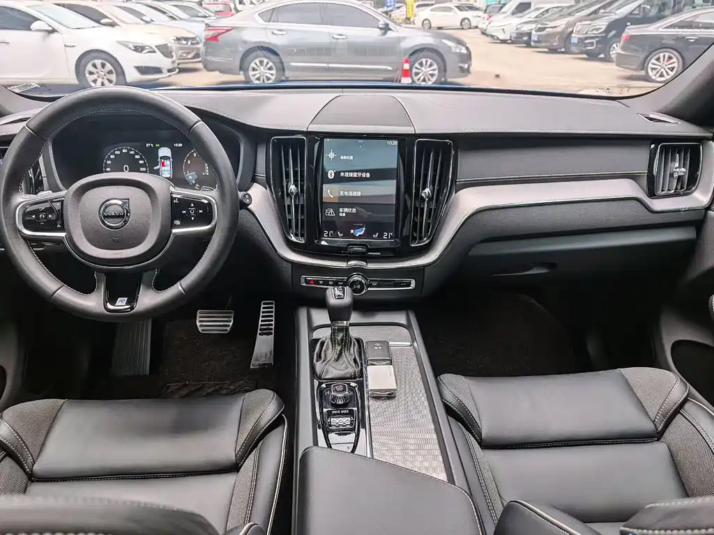 Volvo XC60 — миниатюра 4