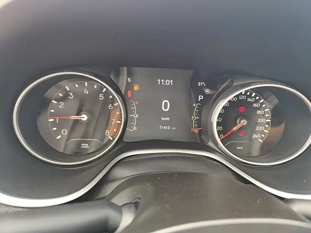 Jeep Compass — миниатюра 12