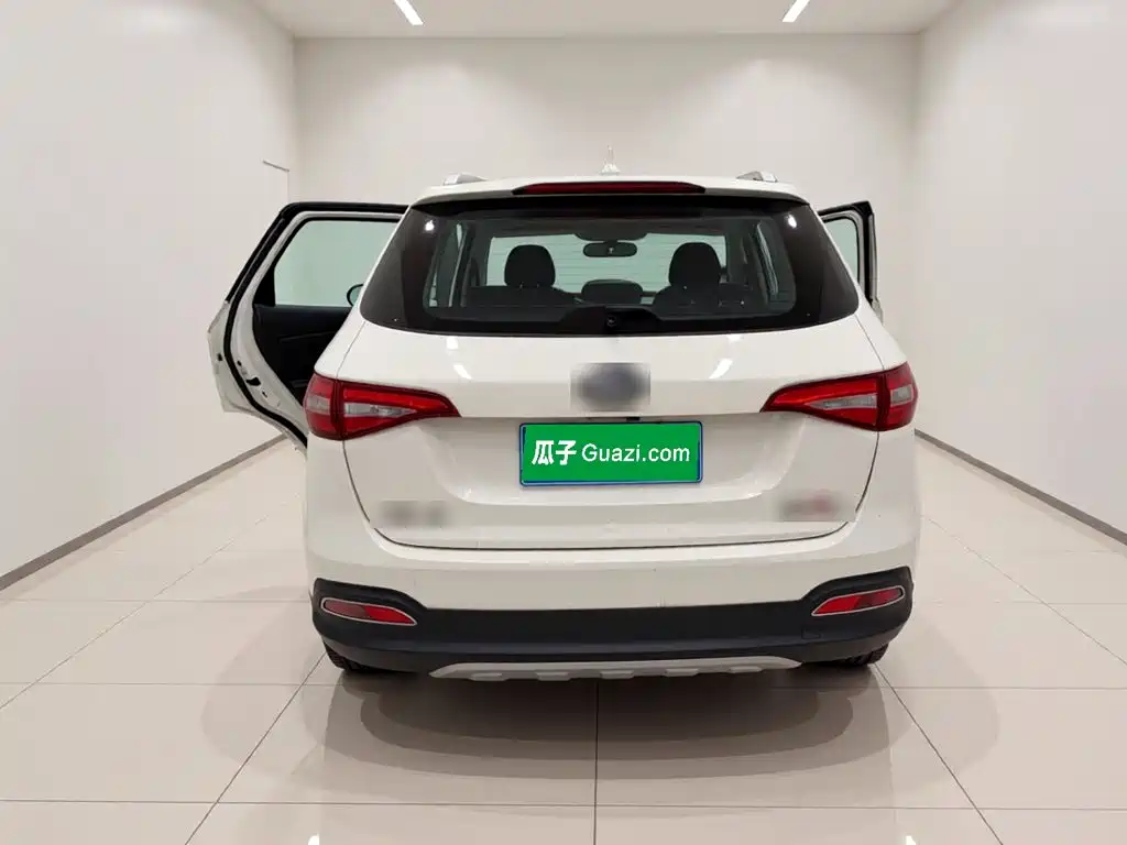 FAW Senya R7 — миниатюра 5