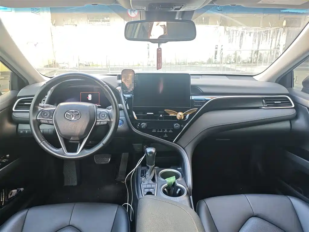 Toyota Camry 2021 2.5HG Luxury