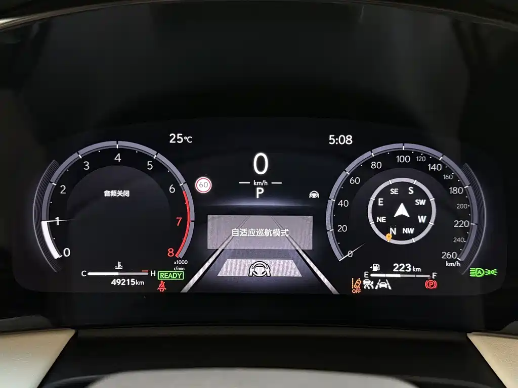 Lexus LM — миниатюра 13