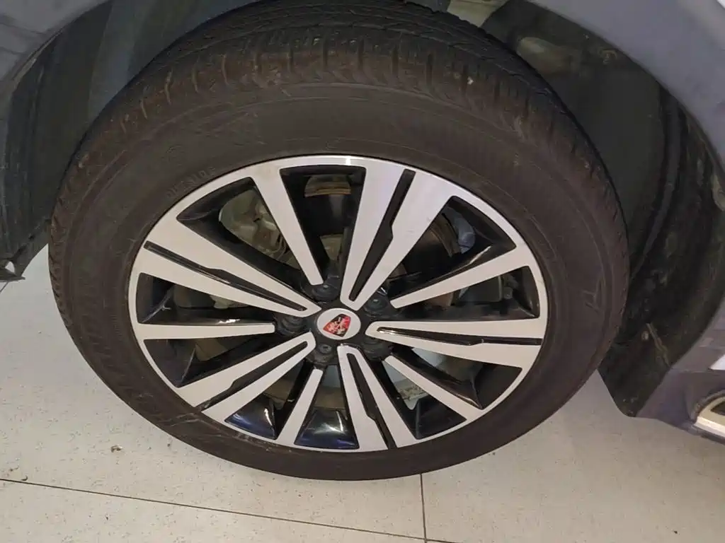 Roewe RX5 — миниатюра 23