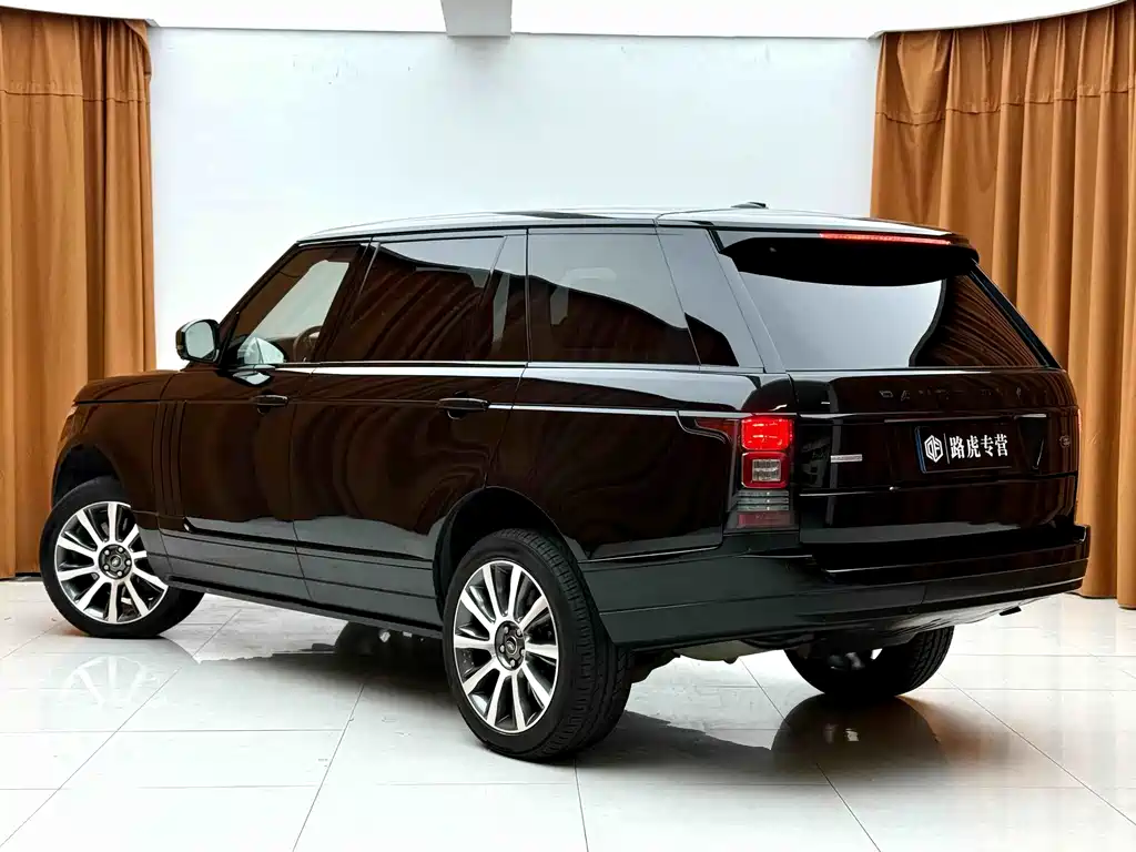 Land Rover Range Rover — миниатюра 6