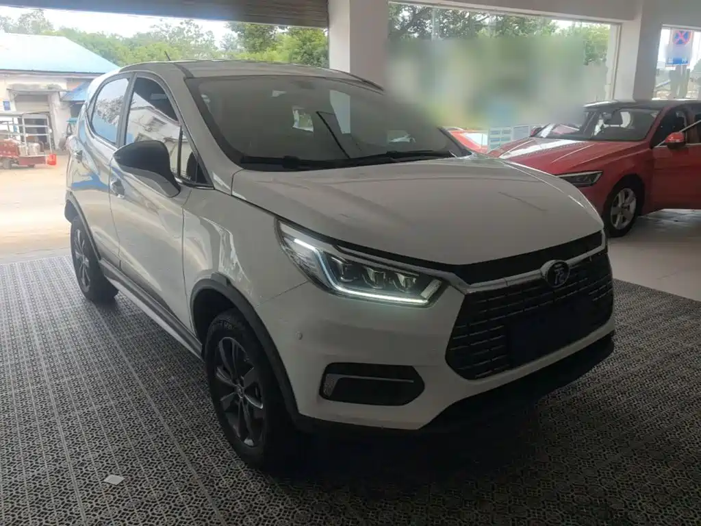 BYD Yuan EV — миниатюра 4