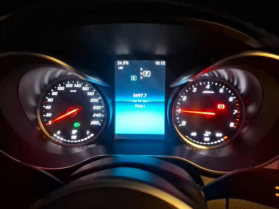 Mercedes-Benz C-Class — миниатюра 14