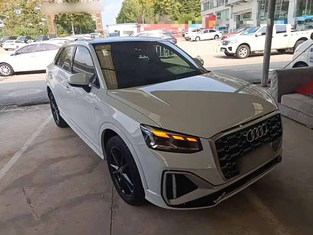 Audi Q2L — миниатюра 4
