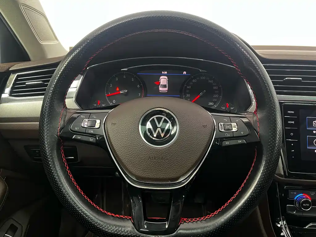 VOLKSWAGEN HUIANG