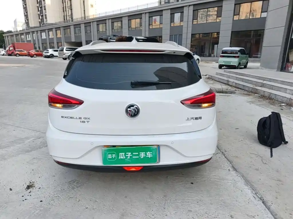 Buick Excelle — миниатюра 6