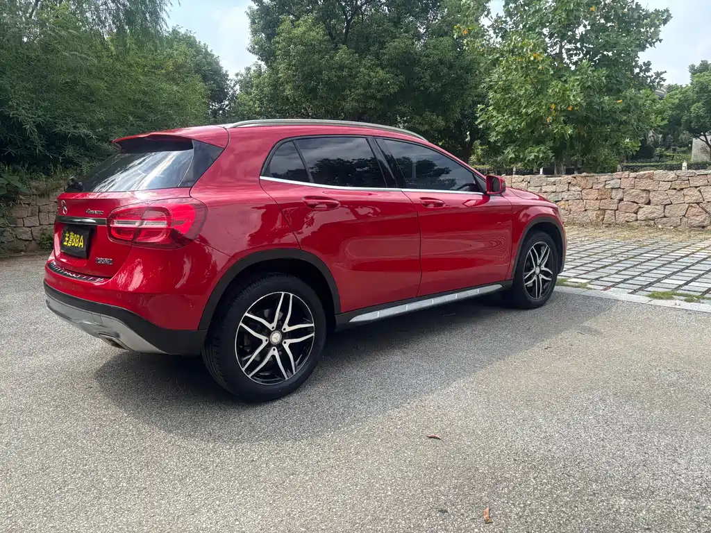 Mercedes-Benz GLA — миниатюра 16