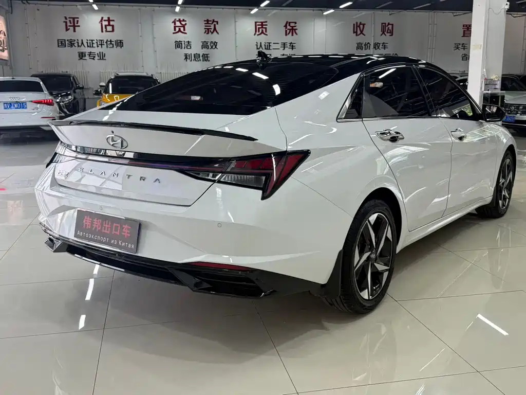 Hyundai Elantra — миниатюра 6
