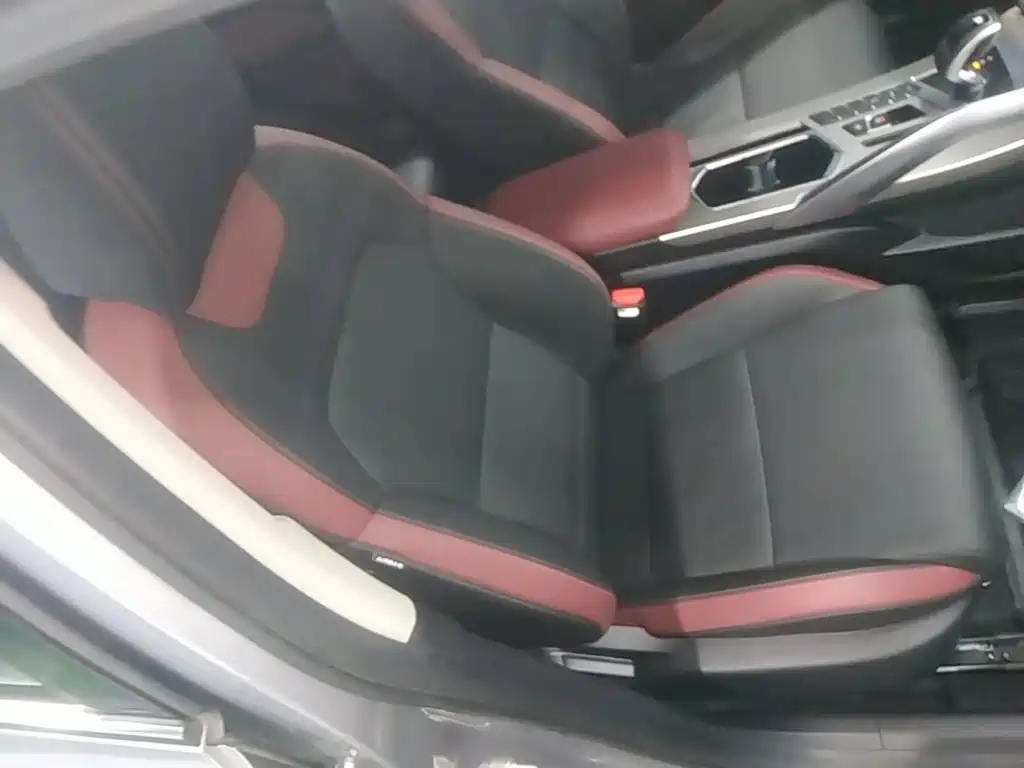 Geely Binyue — миниатюра 25