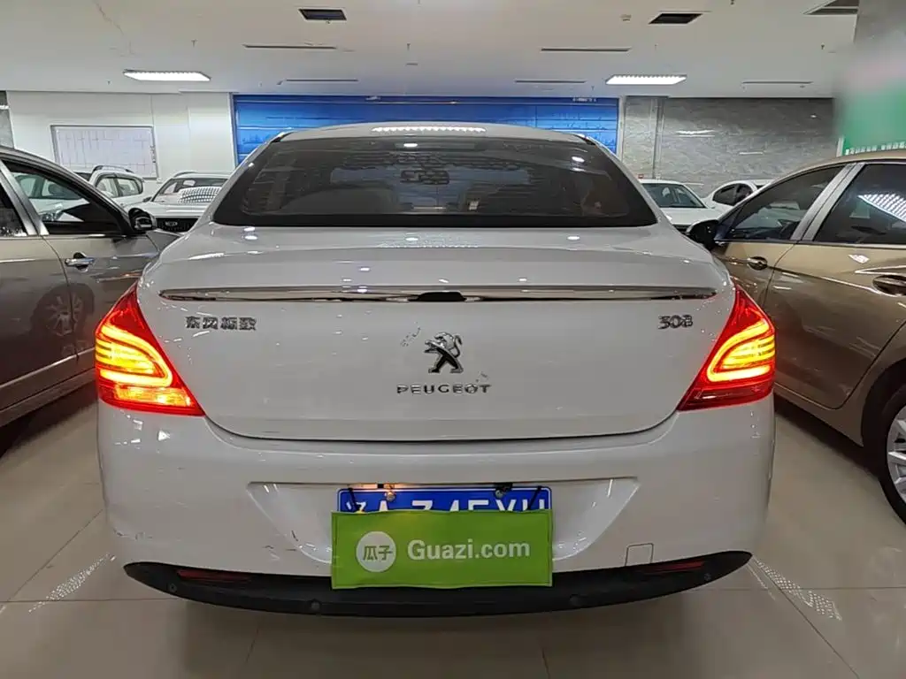 Peugeot 308 — миниатюра 6