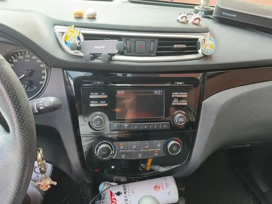 Nissan Qashqai — миниатюра 13