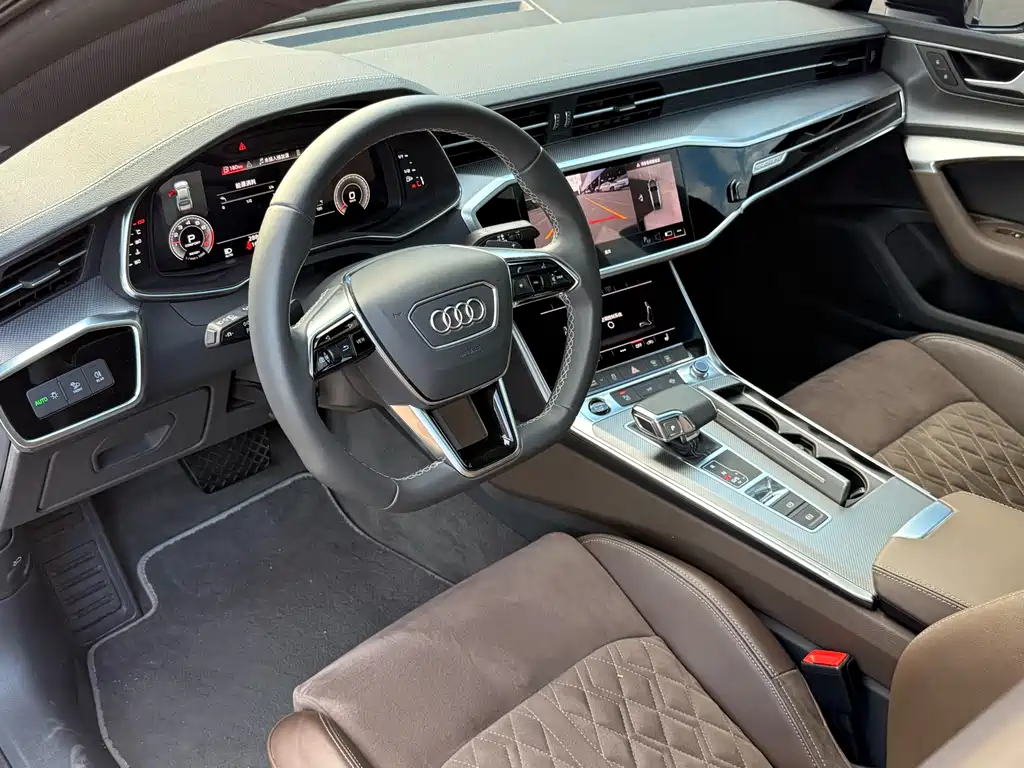 AUDI A7L