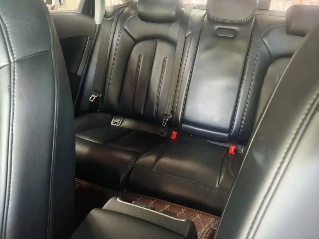 Audi A6L — миниатюра 11