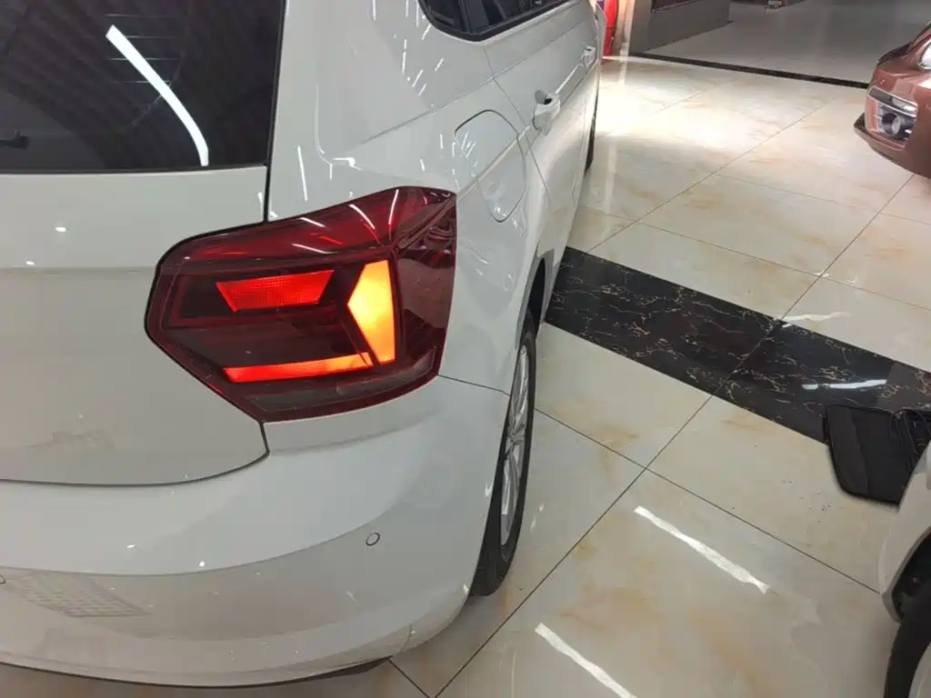 Volkswagen Polo — миниатюра 8