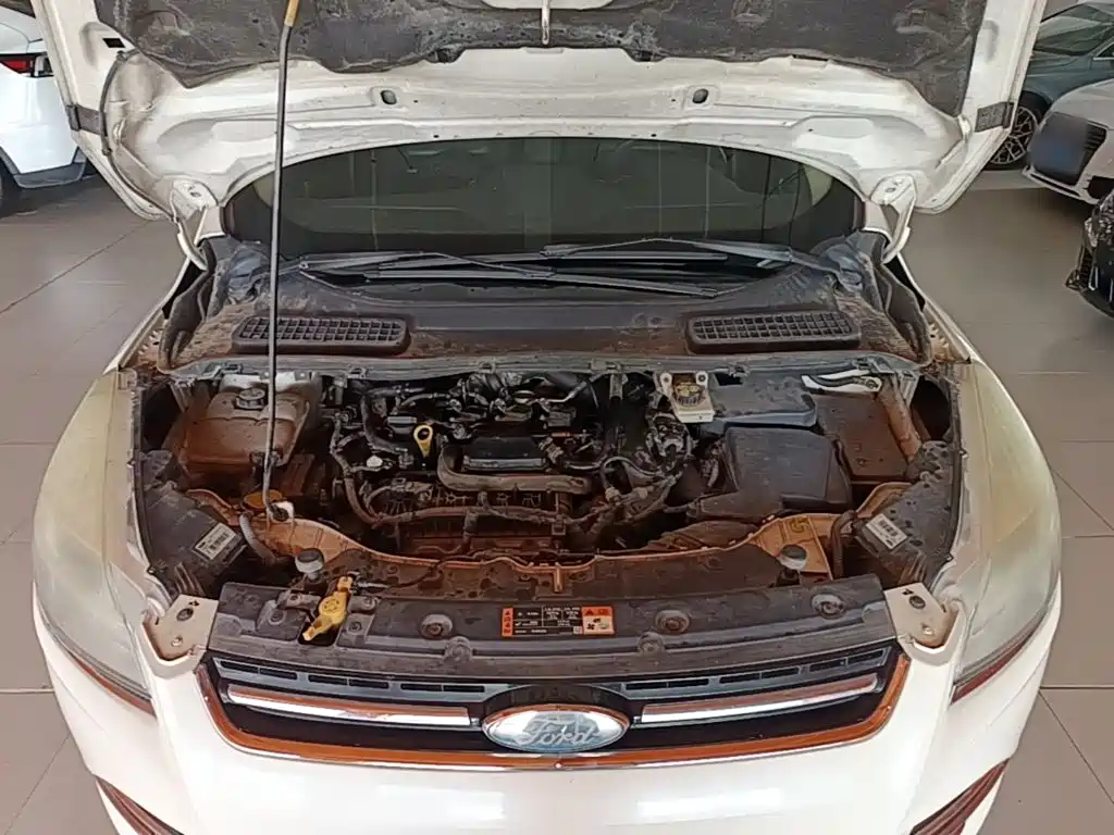 Ford Kuga — миниатюра 20