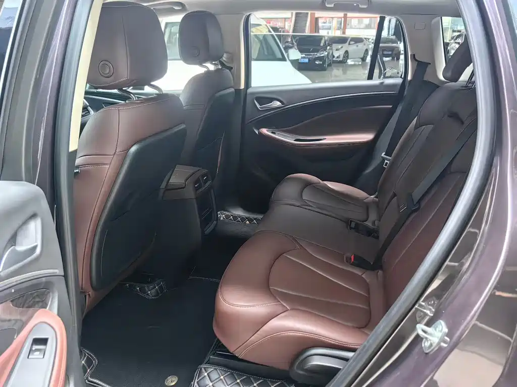 Buick Envision Plus — миниатюра 6