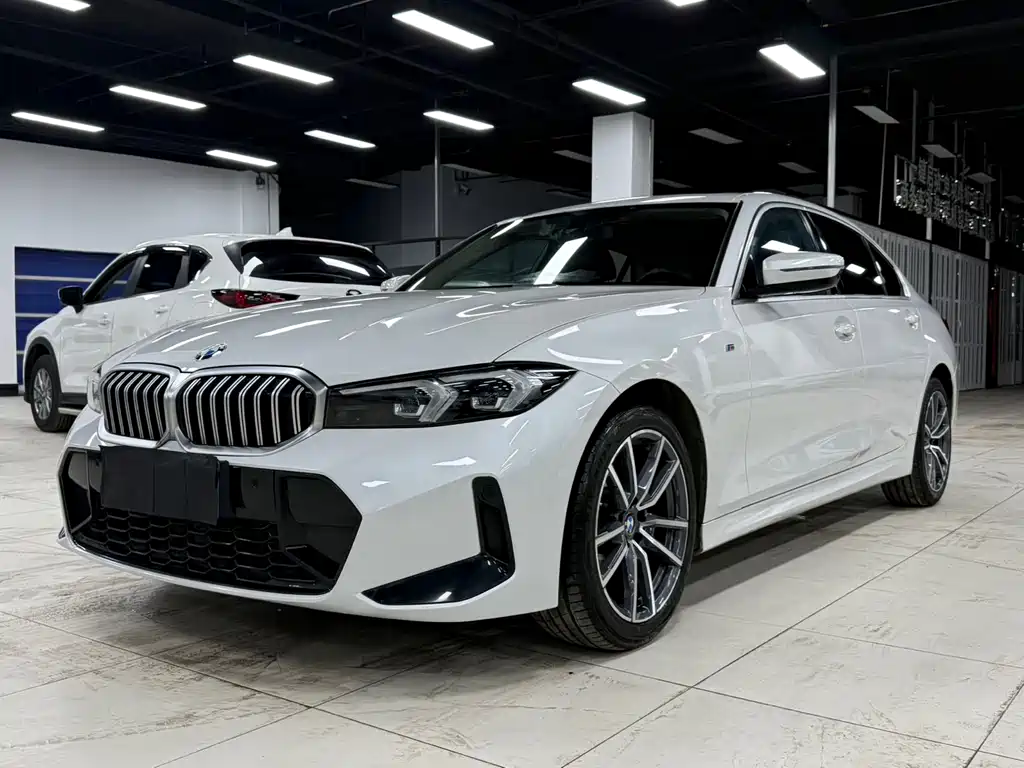 BMW 3 Series 2023