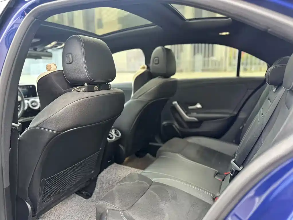 Mercedes-Benz A-Class — миниатюра 9