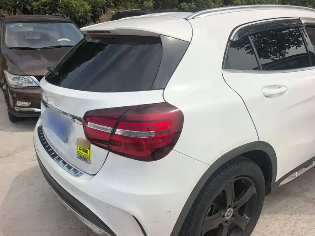Mercedes-Benz GLA — миниатюра 7