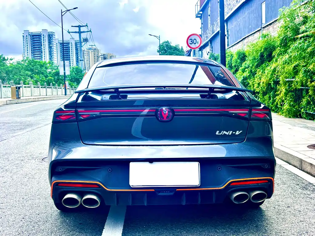 Changan UNI-V — миниатюра 6
