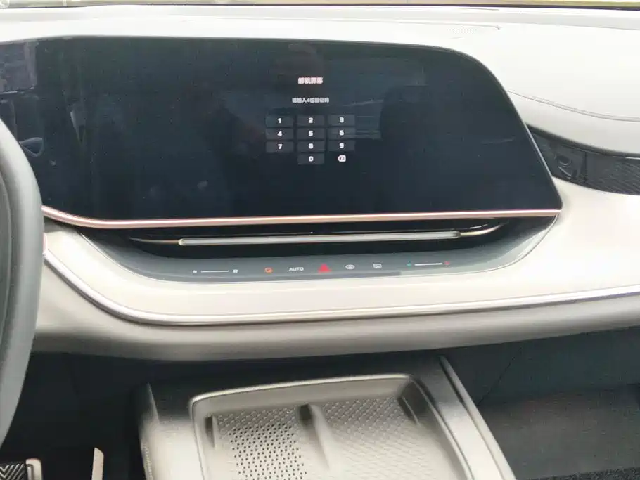 Hongqi Hongqi Tiangong 08 — миниатюра 13