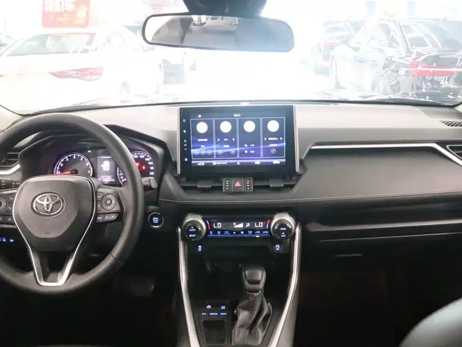 Toyota Wildlander — миниатюра 5
