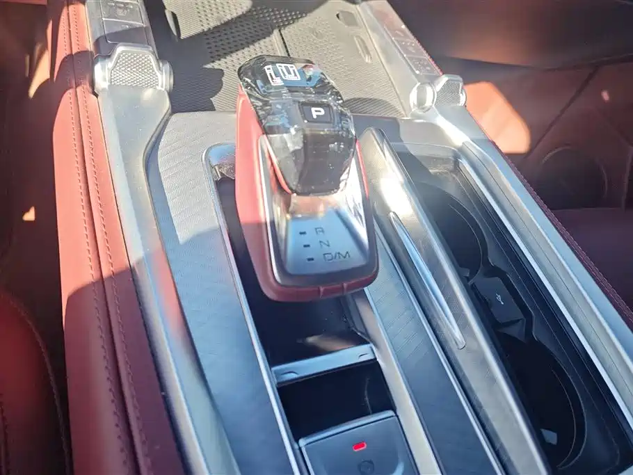 TANK TANK 700 NEW ENERGY