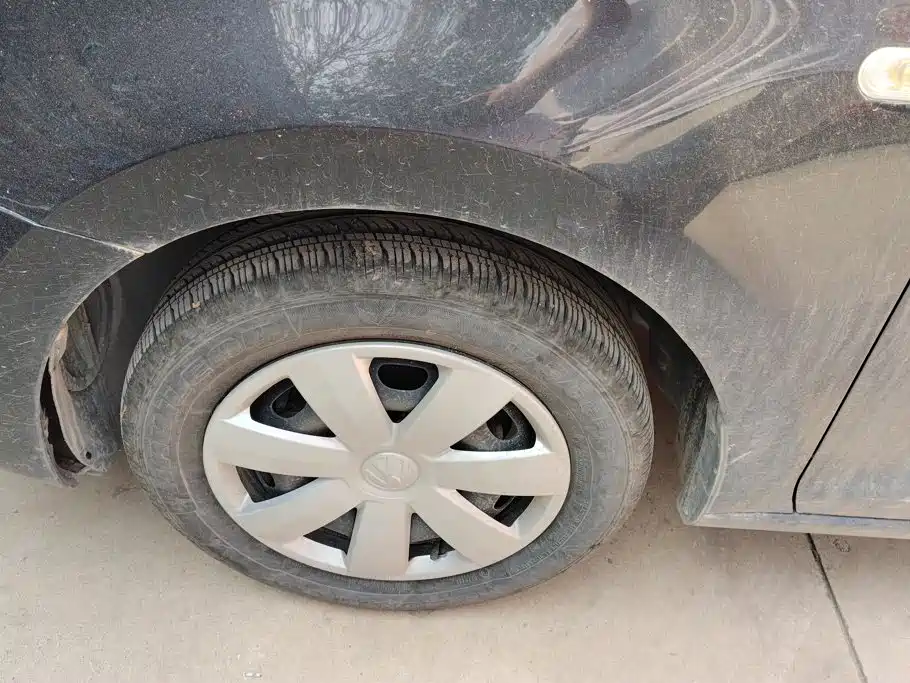 Volkswagen Santana — миниатюра 6