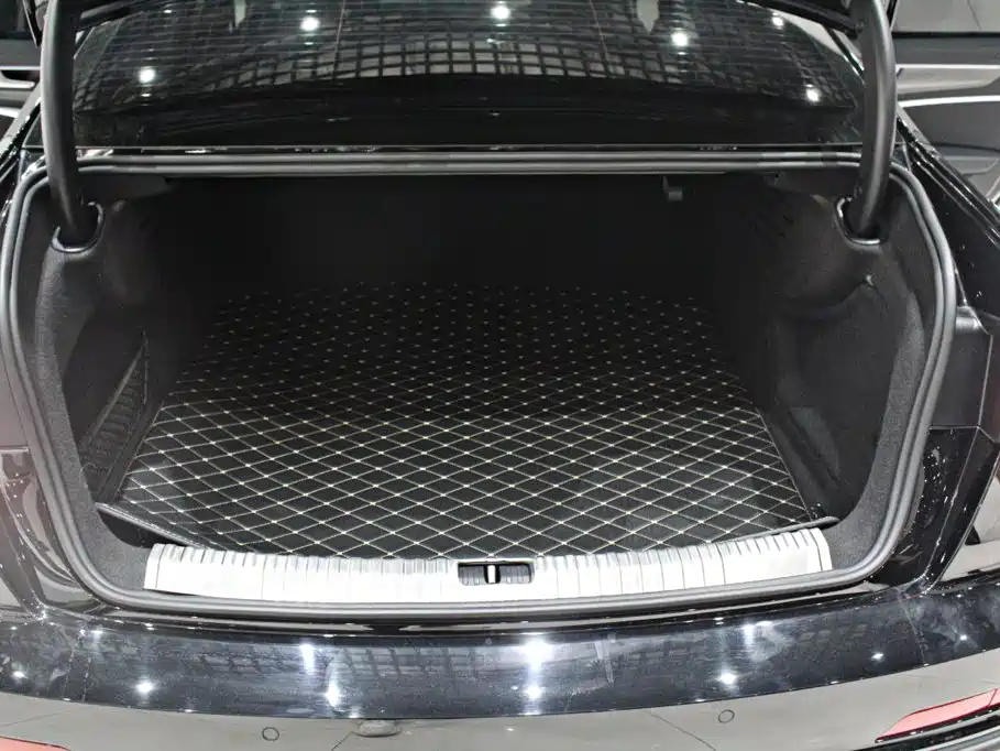 Audi A6L — миниатюра 13
