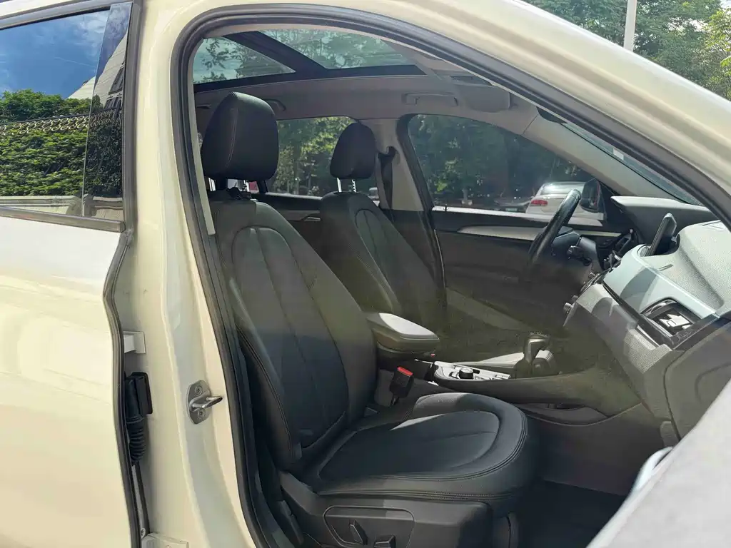 BMW X1 — миниатюра 13