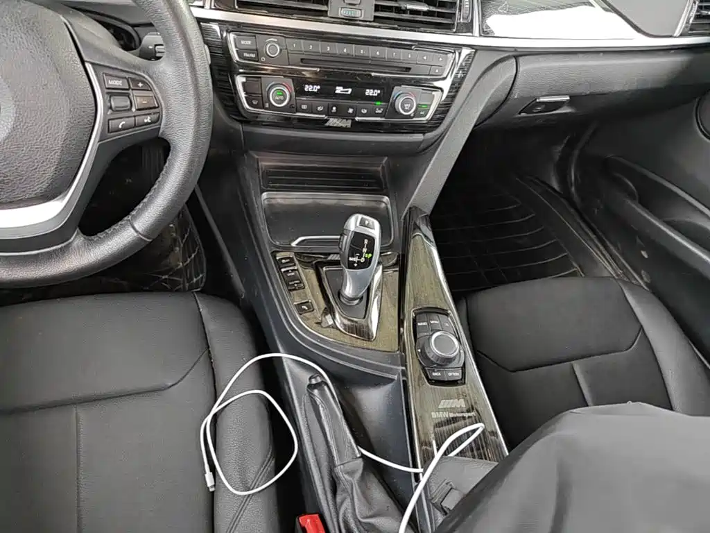 BMW 3 Series — миниатюра 14