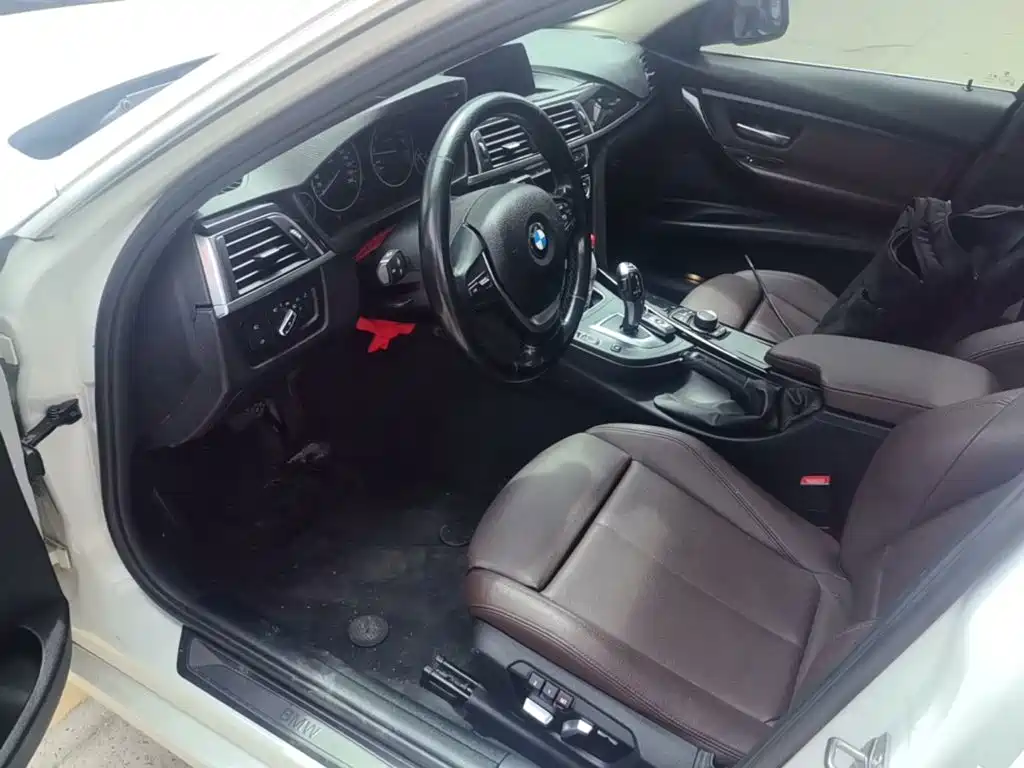 BMW 3 Series — миниатюра 15