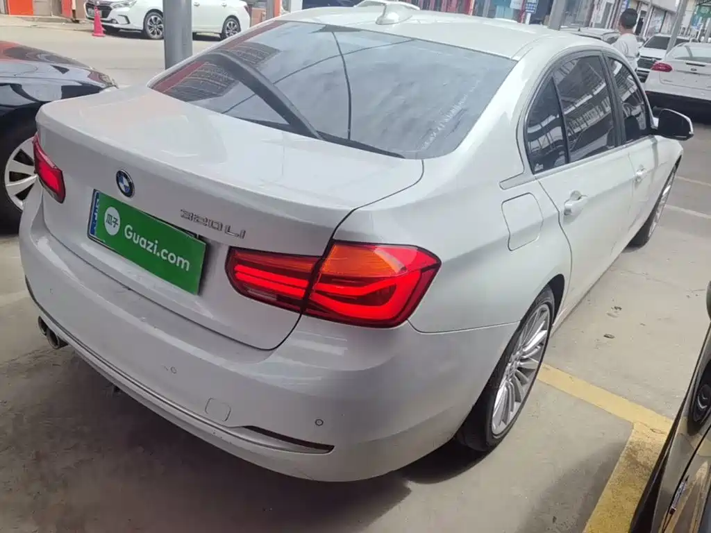 BMW 3 Series — миниатюра 7