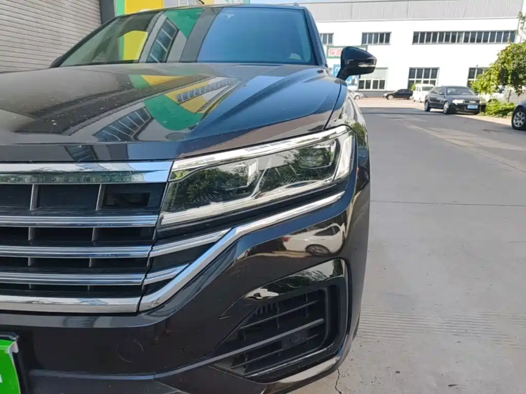 Volkswagen Touareg — миниатюра 24