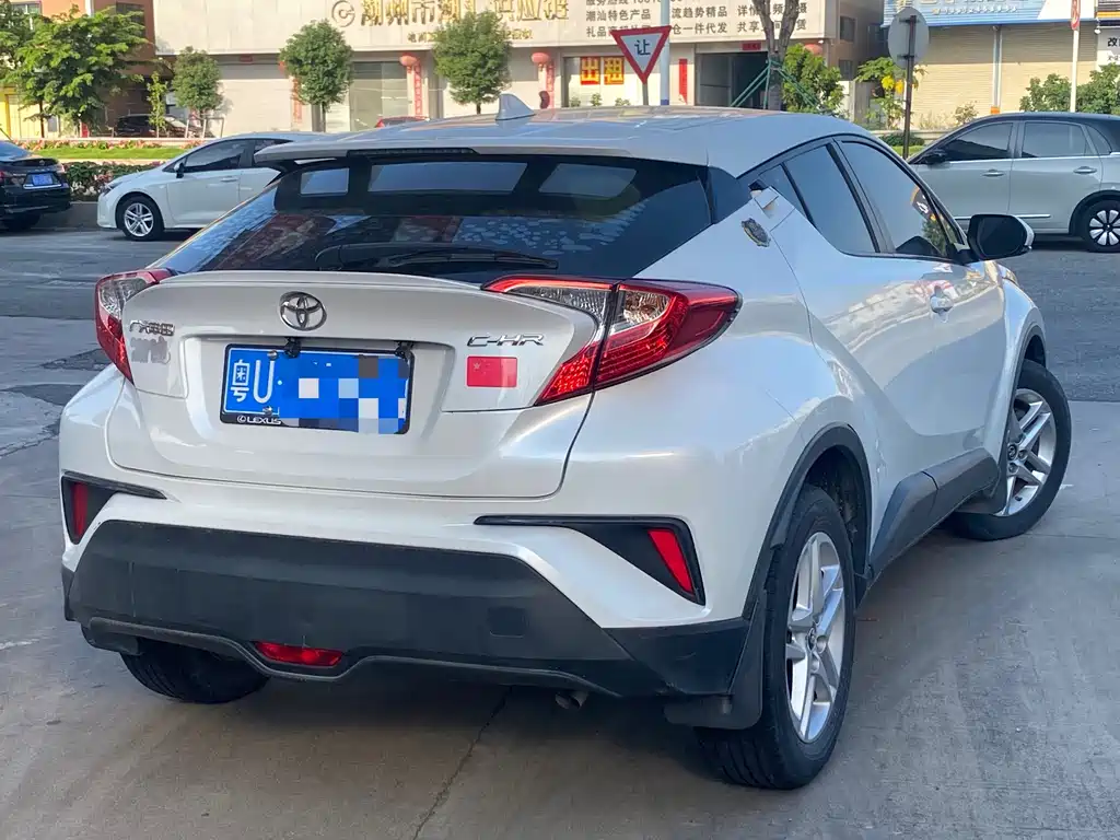 Toyota C-HR — миниатюра 4
