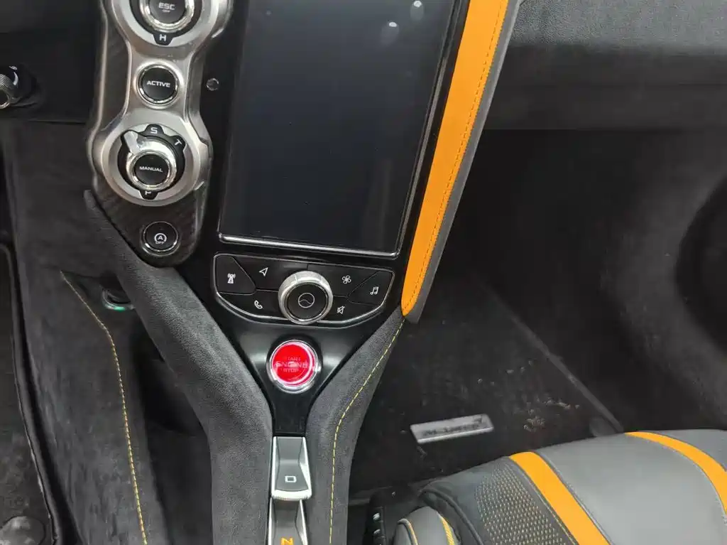 McLaren 720S — миниатюра 8