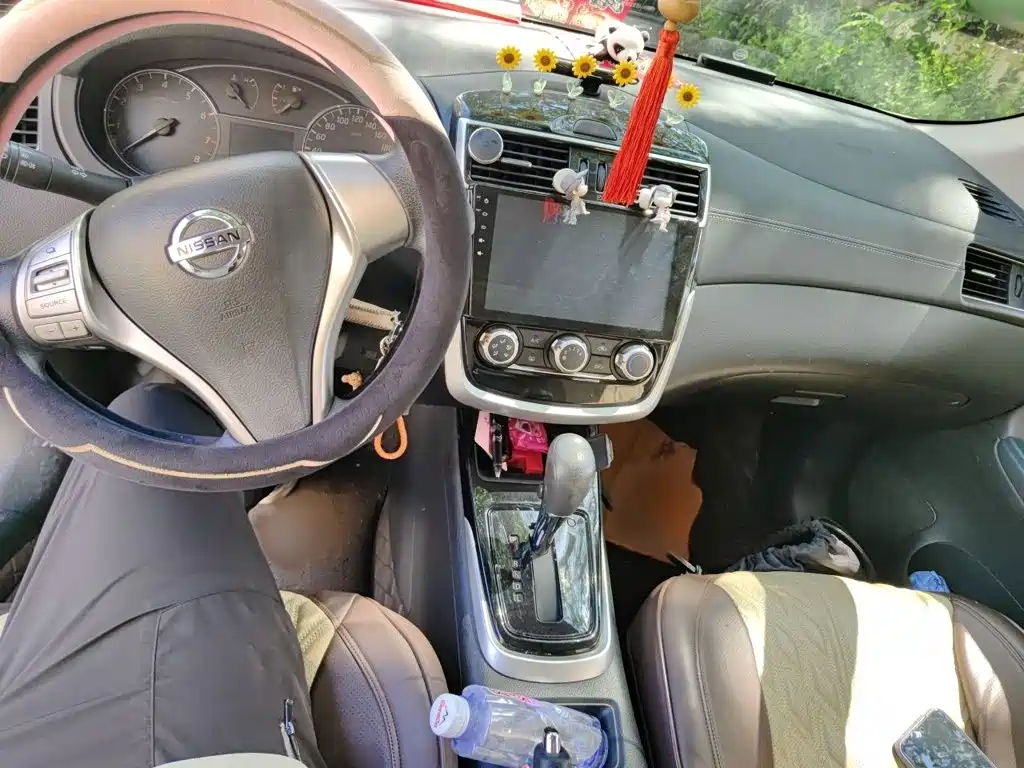 Nissan Tiida — миниатюра 6