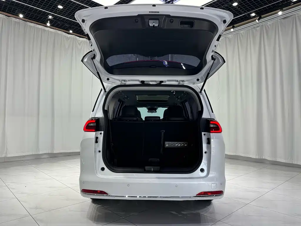 GAC Motor Trumpchi M6 — миниатюра 17