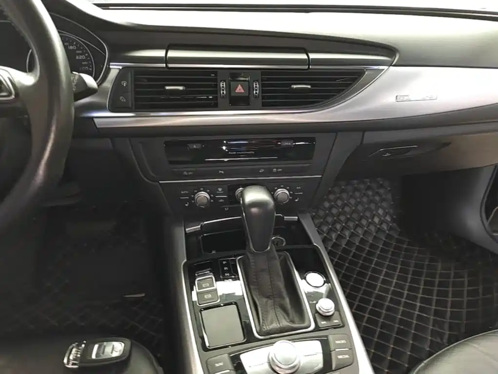 Audi A6 (Import) — миниатюра 13