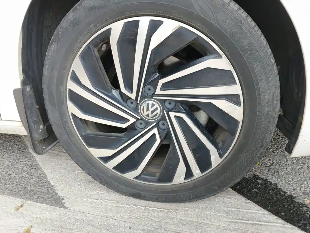 Volkswagen Sagitar — миниатюра 8