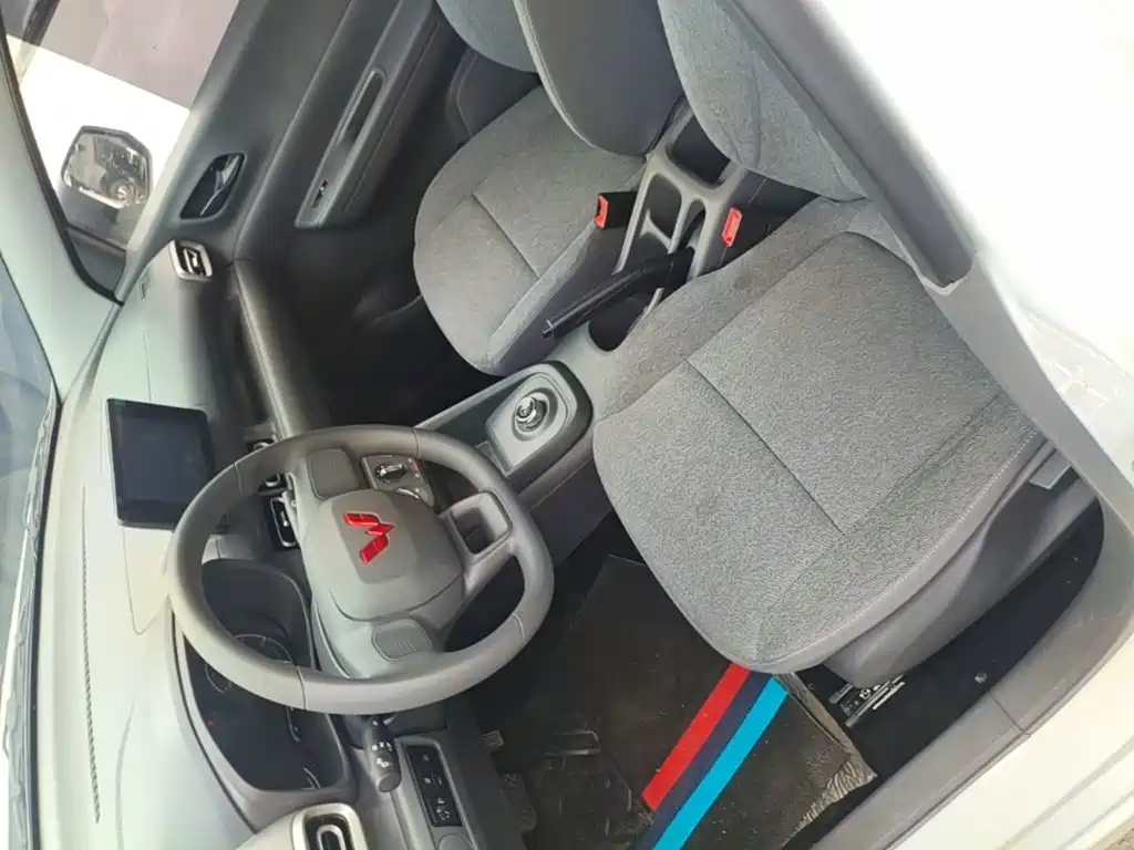 Wuling Hongguang EV — миниатюра 15