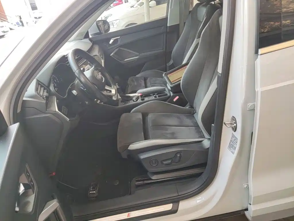 Audi Q3 — миниатюра 15