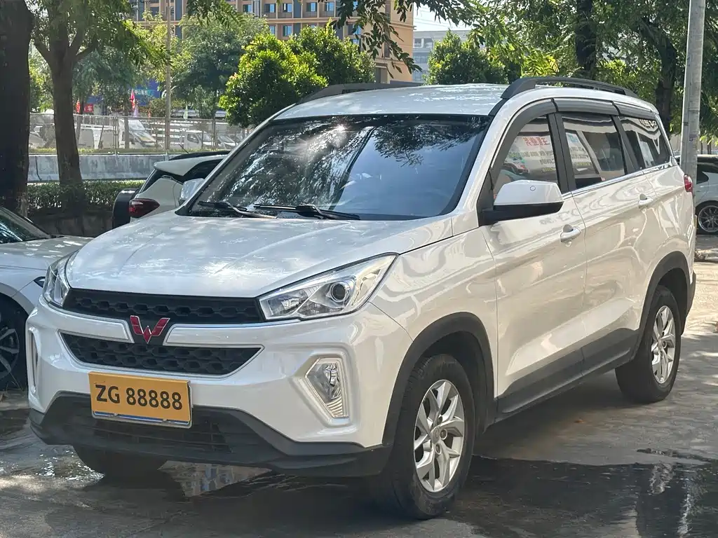 Wuling Hongguang S3